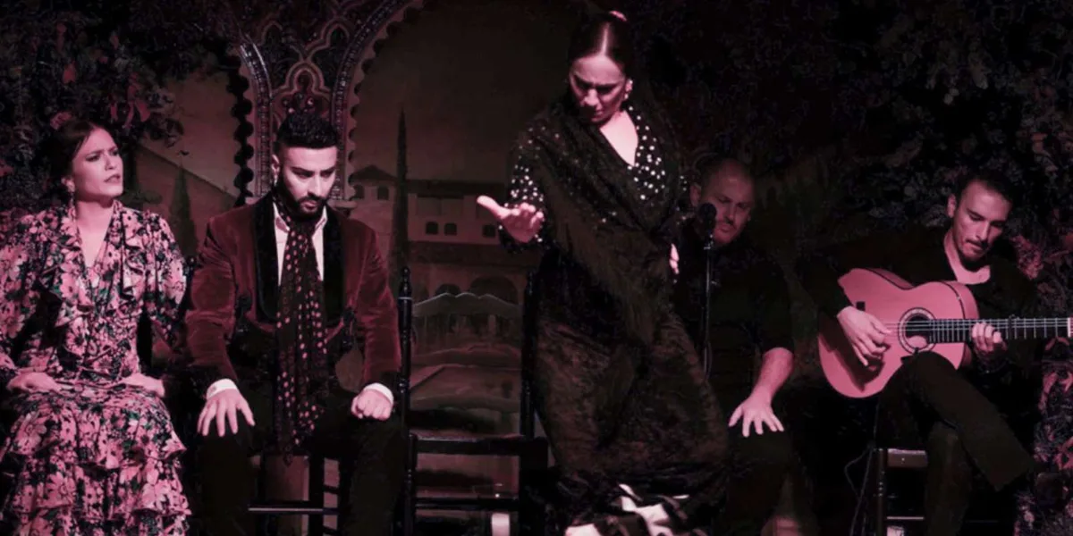 Flamenco performers on the Torres Bermejas stage