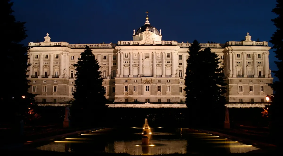 Royal Palace façade illuminated at night